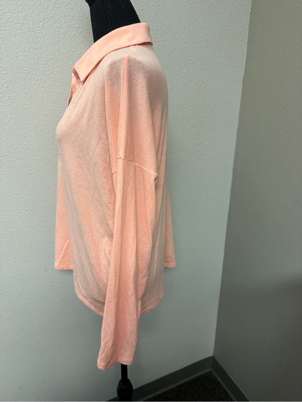 J.Crew Peach Stretch Linen Polo Top Large Relaxed Coastal Preppy Chic - Picture 5 of 10